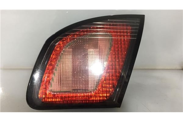 Recambio de piloto interior derecho para nissan primera berlina (p11) 1.8 referencia OEM IAM 265509F610 89020317 