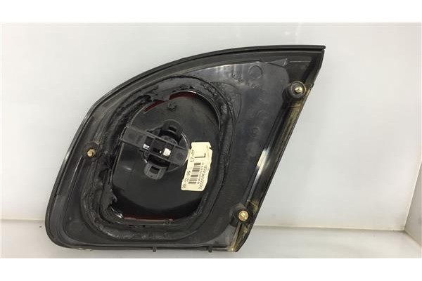 Recambio de piloto interior izquierdo para nissan primera berlina (p11) 1.8 referencia OEM IAM 265559F610 89020318 