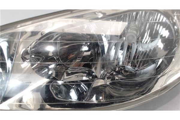 Recambio de faro delantero izquierdo para peugeot 206 referencia OEM IAM 6204S8 6208A0 