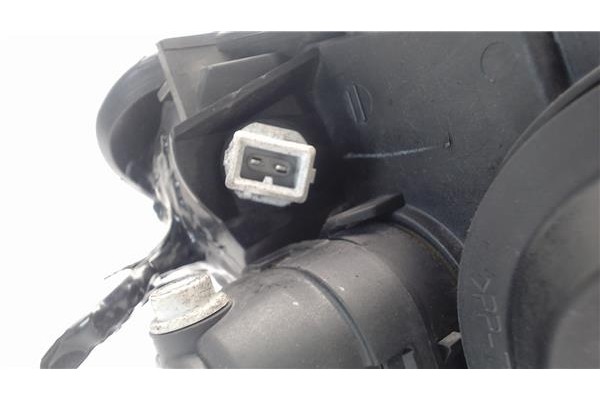 Recambio de faro delantero izquierdo para peugeot 206 referencia OEM IAM 6204S8 6208A0 