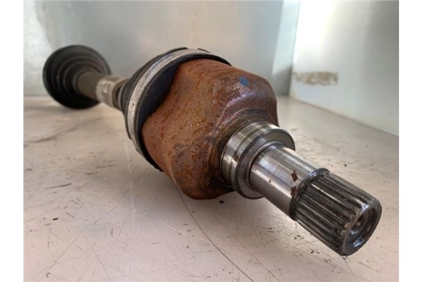 Recambio de palier delantero izquierdo para peugeot 3008 1.6 hdi referencia OEM IAM   