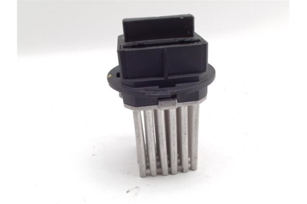 Recambio de regulador ventilador climatizacion para citroen c4 berlina 2.0 exclusive referencia OEM IAM 5HL00894103 F884028A 
