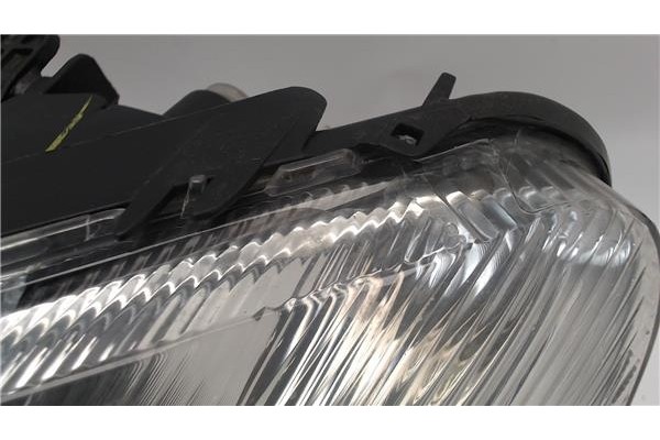 Recambio de faro delantero izquierdo para peugeot 206 referencia OEM IAM 9640559580  