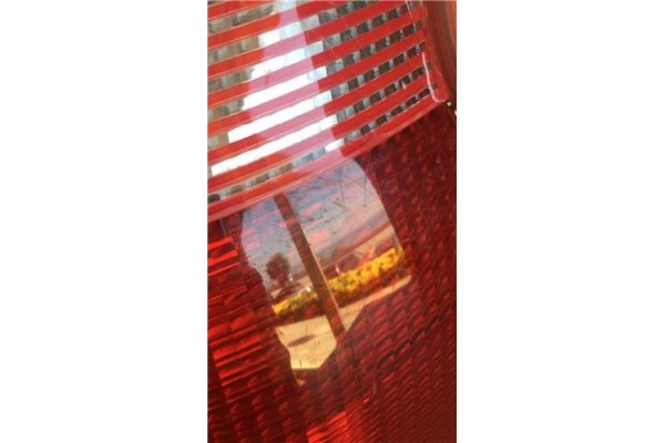 Recambio de piloto trasero derecho para fiat i punto (176) berlina 1.1 55 6-speed sx referencia OEM IAM 7730722 29420202 