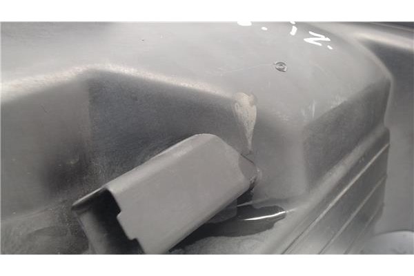 Recambio de faro delantero izquierdo para peugeot 206 referencia OEM IAM 6208A0 6204S7 