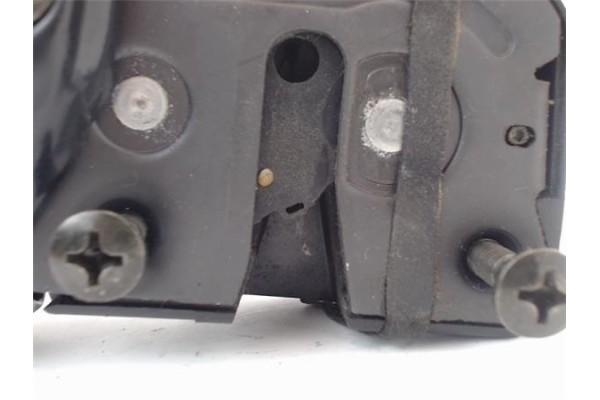 Recambio de cierre electromagnetico delantero izquierdo para mazda premacy (cp) 2.0 td referencia OEM IAM CB0759310B  