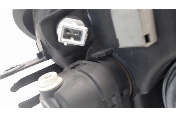 Recambio de faro delantero izquierdo para peugeot 206 referencia OEM IAM 6208A0 6204S7 