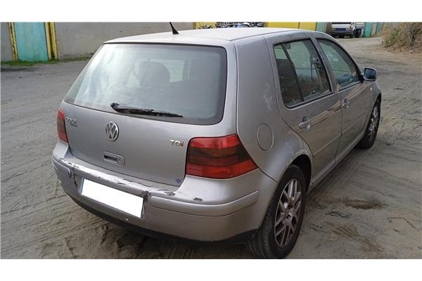volkswagen golf iv berlina (1j1) del año 2003