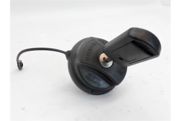 Recambio de tapon combustible para opel combo furgón/ranchera familiar 1.7 cdti 16v referencia OEM IAM 13174244  