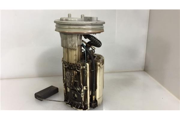 Recambio de bomba combustible para volkswagen polo iii berlina (6n2) 1.4 trendline referencia OEM IAM 6N0919050 220212006001 