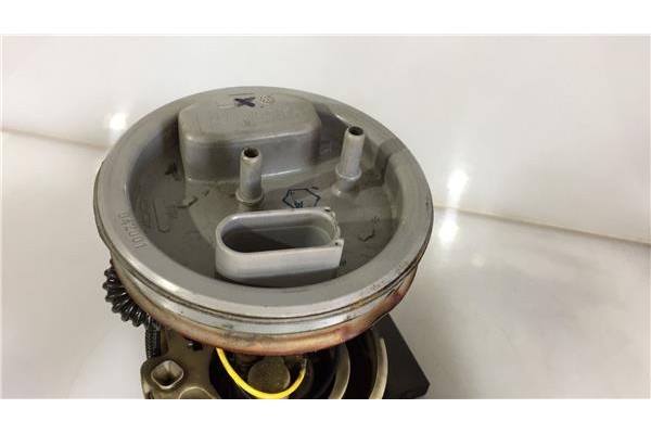 Recambio de bomba combustible para volkswagen polo iii berlina (6n2) 1.4 trendline referencia OEM IAM 6N0919050 220212006001 