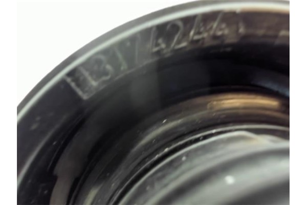 Recambio de tapon combustible para opel combo furgón/ranchera familiar 1.7 cdti 16v referencia OEM IAM 13174244  