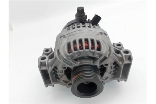 Recambio de alternador para opel vectra c berlina 2.2 16v referencia OEM IAM 0986044020  