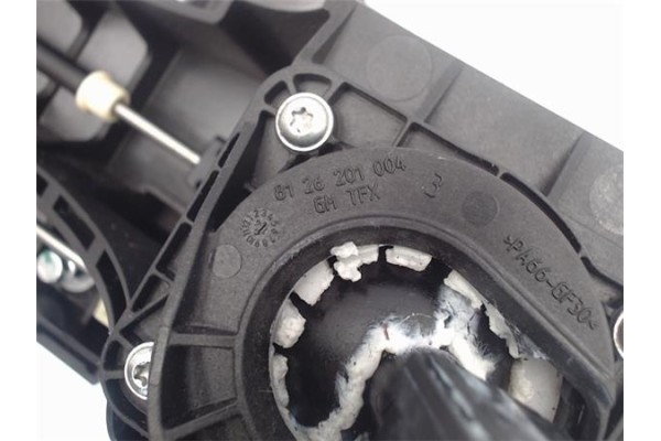 Recambio de conjunto palanca cambio velocidad para opel astra j berlina 5p 1.6 excellence referencia OEM IAM 8126201004  