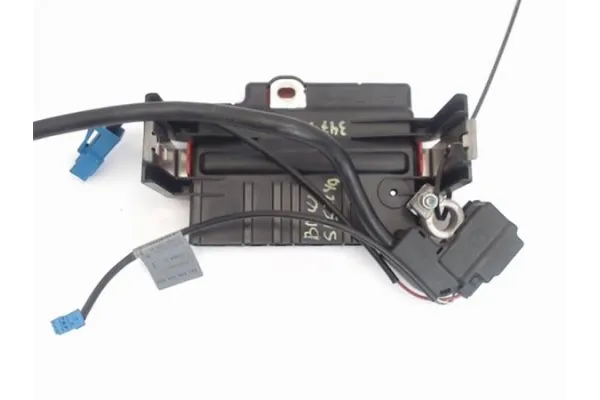 Recambio de tapa bateria para bmw serie 1 berlina (e81/e87) 2.0 120d referencia OEM IAM V4694291208  