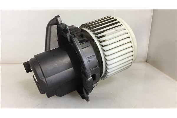 Recambio de motor calefaccion para nissan micra v (k14) 1.5 acenta referencia OEM IAM 5W04317018 51870130 