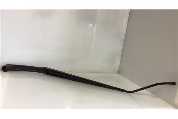 Recambio de brazo limpiaparabrisas delantero derecho para nissan micra v (k14) 1.5 acenta referencia OEM IAM 288865FA0A  