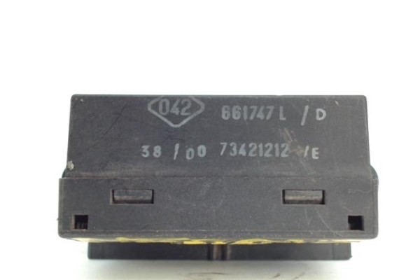 Recambio de regulador ventilador climatizacion para renault megane i fase 2 classic (la...) 1.6 16v rte referencia OEM IAM 73421
