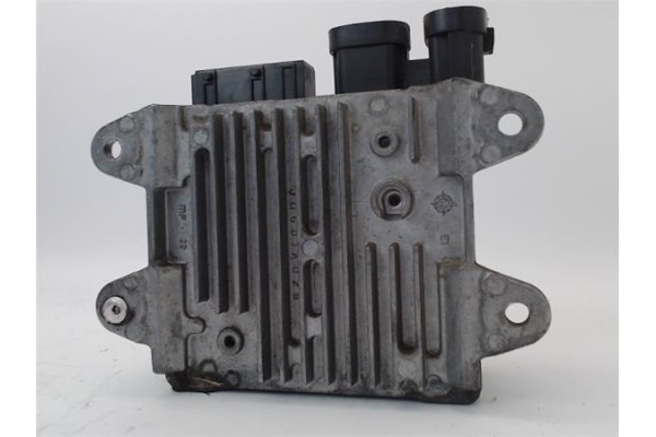 Recambio de centralita para citroen c2 1.4 hdi referencia OEM IAM 9655757780 Q1T18075MZE 
