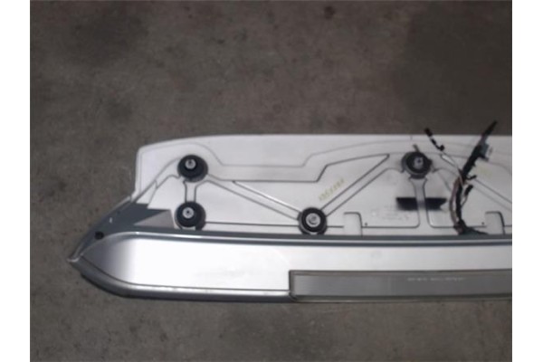 Recambio de aleron trasero para bmw serie x3 (e83) 2.5i referencia OEM IAM 22944910 51713413286 