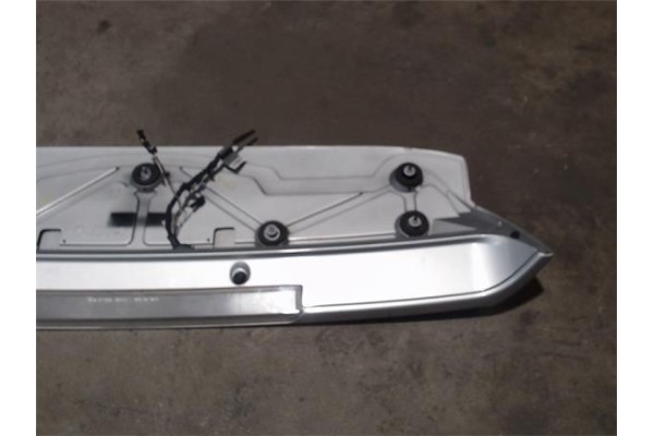 Recambio de aleron trasero para bmw serie x3 (e83) 2.5i referencia OEM IAM 22944910 51713413286 