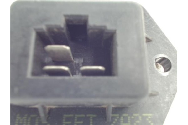 Recambio de regulador ventilador climatizacion para kia carnival 2.7 v6 ex referencia OEM IAM 7A23  