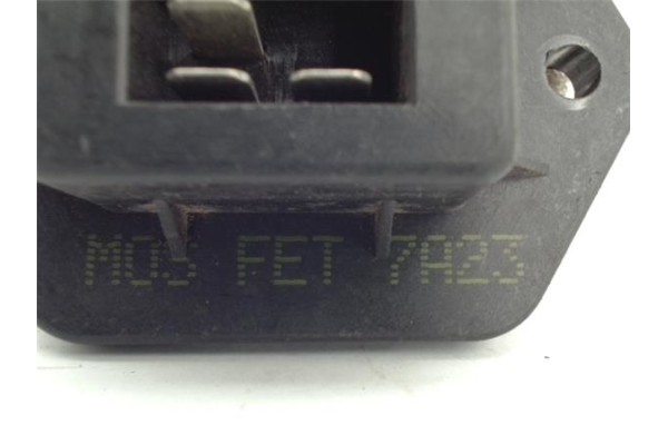Recambio de regulador ventilador climatizacion para kia carnival 2.7 v6 ex referencia OEM IAM 7A23  
