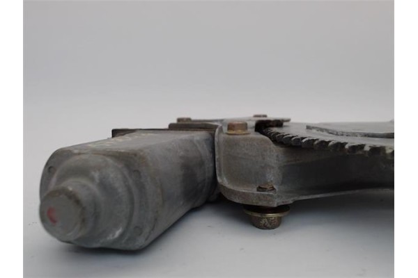 Recambio de mecanismo elevalunas trasero derecho para mazda premacy (cp) 2.0 td referencia OEM IAM 86210039228 C100725X 