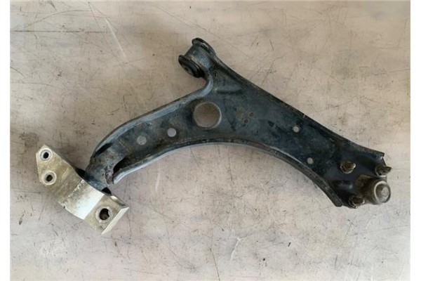 Recambio de brazo inferior delantero izquierdo para volkswagen caddy (2k) 1.9 kombi referencia OEM IAM 1K0407151AA  