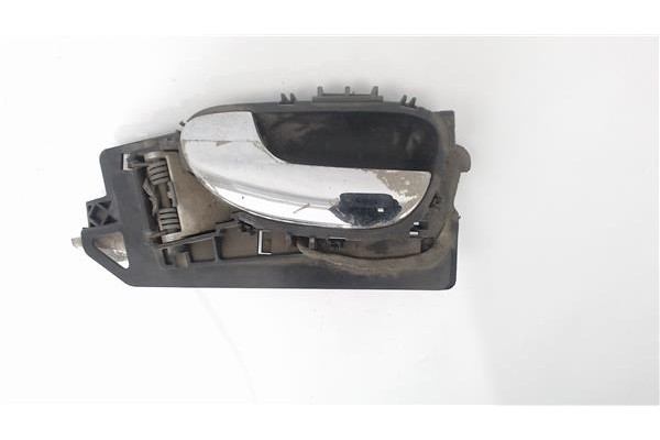 Recambio de manilla int. puerta delantero izquierda para peugeot 307 break / sw (s1) 2.0 hdi 135 referencia OEM IAM   
