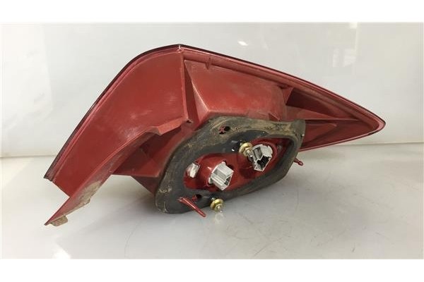 Recambio de piloto trasero izquierdo para mazda 3 berlina (bk) 1.6 cd active+ xcite referencia OEM IAM 082161964L  