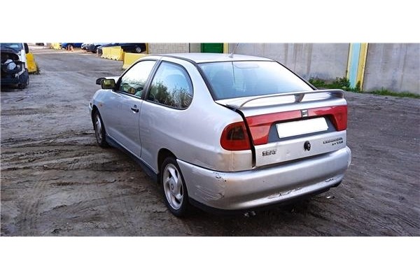 seat cordoba berlina (6k2) del año 1997