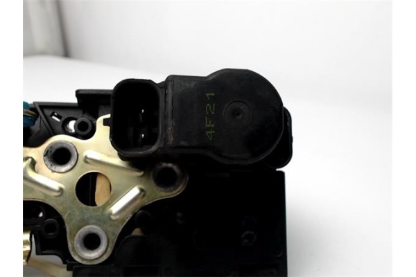 Recambio de cerradura puerta trasero izquierda para daewoo kalos 1.4 sport referencia OEM IAM 96260995  
