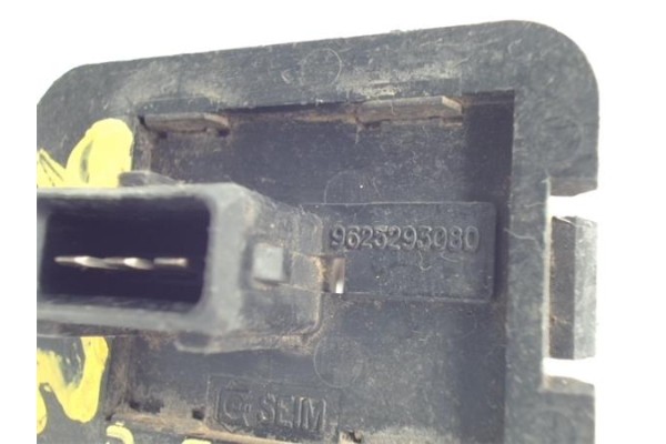 Recambio de regulador ventilador climatizacion para peugeot 206 1.4 xt referencia OEM IAM 9625293080  