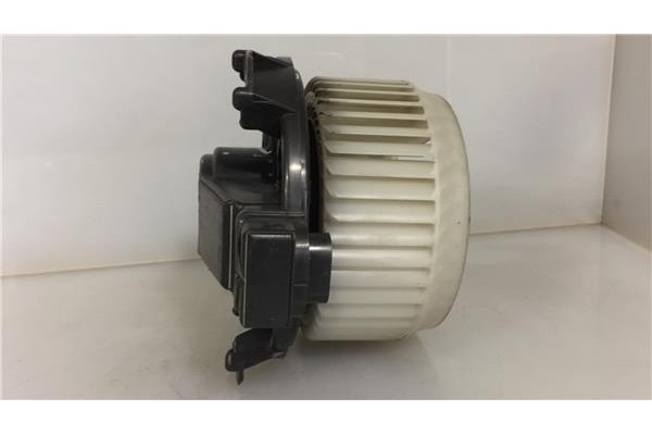 Recambio de motor calefaccion para suzuki sx4 (gy) 1.6 vvt 4x4 referencia OEM IAM AV2727000311 11K4 
