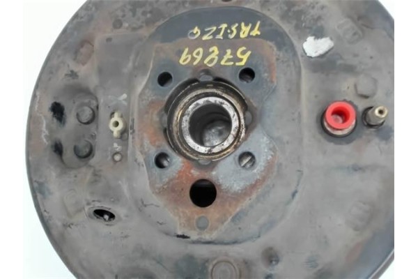 Recambio de buje trasero izquierda para citroen c3 1.6 16v hdi referencia OEM IAM 321911913  