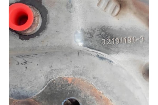 Recambio de buje trasero izquierda para citroen c3 1.6 16v hdi referencia OEM IAM 321911913  