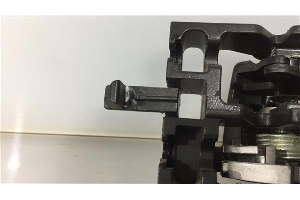 Recambio de manilla int. puerta delantero derecha para suzuki sx4 (gy) 1.6 vvt 4x4 referencia OEM IAM 8311062J30BWL  