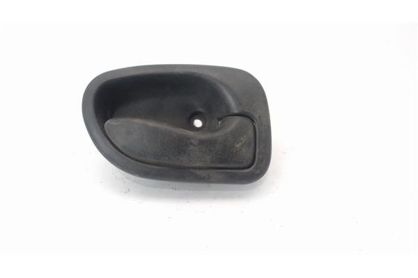 Recambio de manilla int. puerta delantero derecha para hyundai accent (x3) 1.5 i 12v referencia OEM IAM   