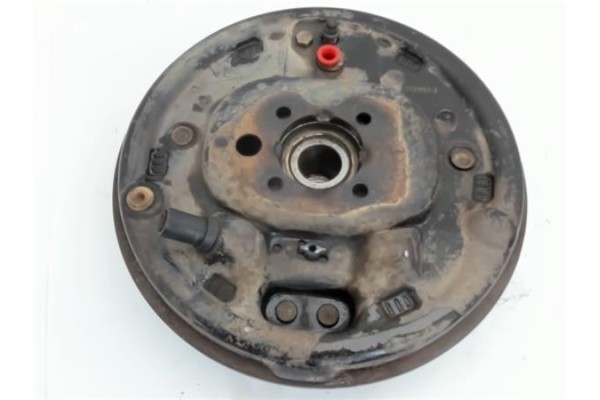 Recambio de buje trasero derecho para citroen c3 1.4 hdi referencia OEM IAM 321911923  