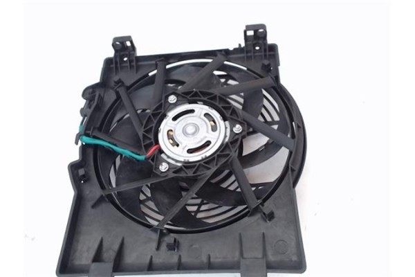Recambio de electroventilador para opel corsa c 1.4 referencia OEM IAM NRF2002221  