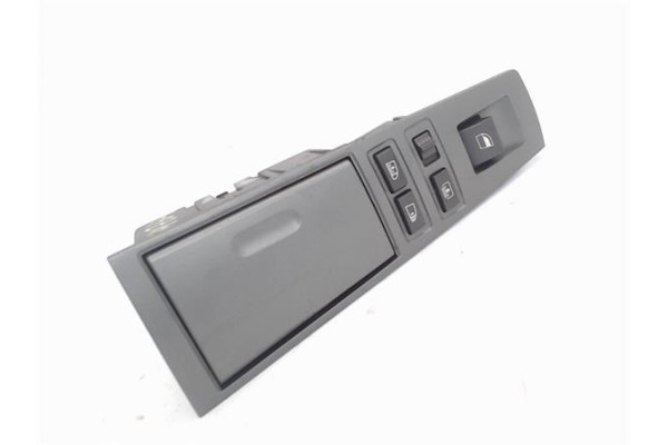 Recambio de mando elevalunas trasero derecho para bmw serie 7 (e65/e66) 4.4 745i referencia OEM IAM 6917108 Recambio de mando elevalunas trasero derecho para bmw serie 7 (e65/e66) 4.4 745i referencia OEM IAM 6917108