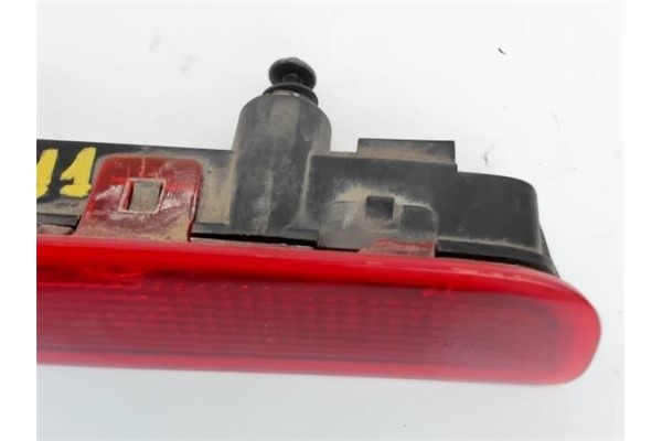 Recambio de luz central de freno para volkswagen t5 transporter furgón/combi (7h) 2.5 combi referencia OEM IAM 7H0945097  7E0945
