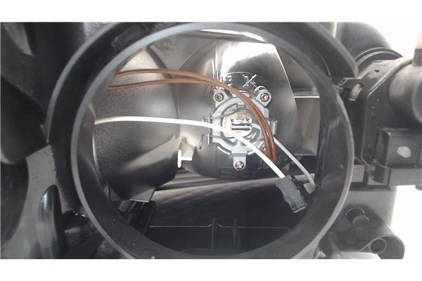 Recambio de faro delantero izquierdo para renault espace iv (jk0) referencia OEM IAM 7701053979  