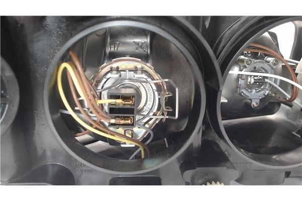 Recambio de faro delantero izquierdo para renault espace iv (jk0) referencia OEM IAM 7701053979  