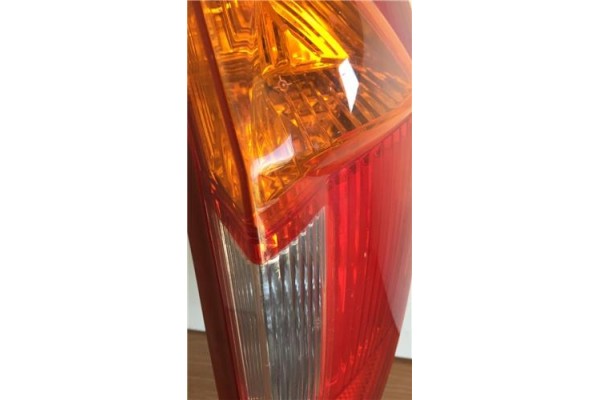 Recambio de piloto trasero derecho para fiat ii punto (188) berlina 1.2 16v elx referencia OEM IAM 46794077 286202 46523769 , FI