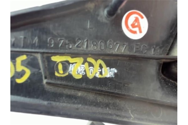 Recambio de retrovisor izquierdo para peugeot 205 ii (20a/c) 1.8 diesel referencia OEM IAM 9752180677  