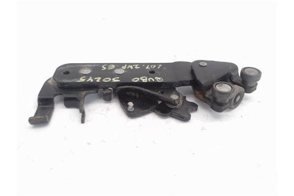 Recambio de soporte puerta corredera para fiat qubo (300) 1.3 active referencia OEM IAM 1378342080  