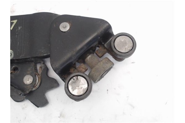 Recambio de soporte puerta corredera para fiat qubo (300) 1.3 active referencia OEM IAM 1378342080  