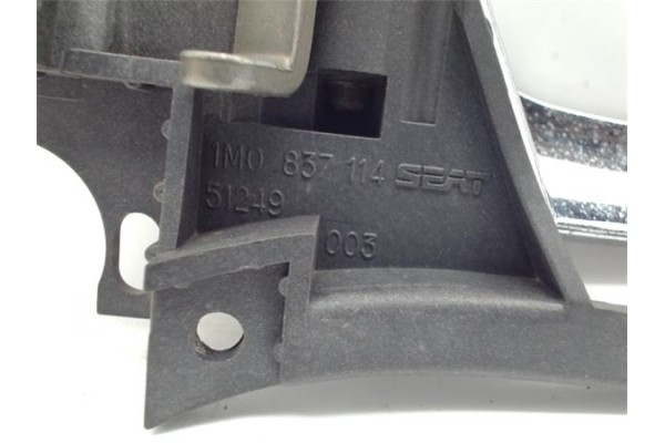 Recambio de manilla int. puerta delantero derecha para seat leon (1m1) 1.9 sport referencia OEM IAM 1M0837114  